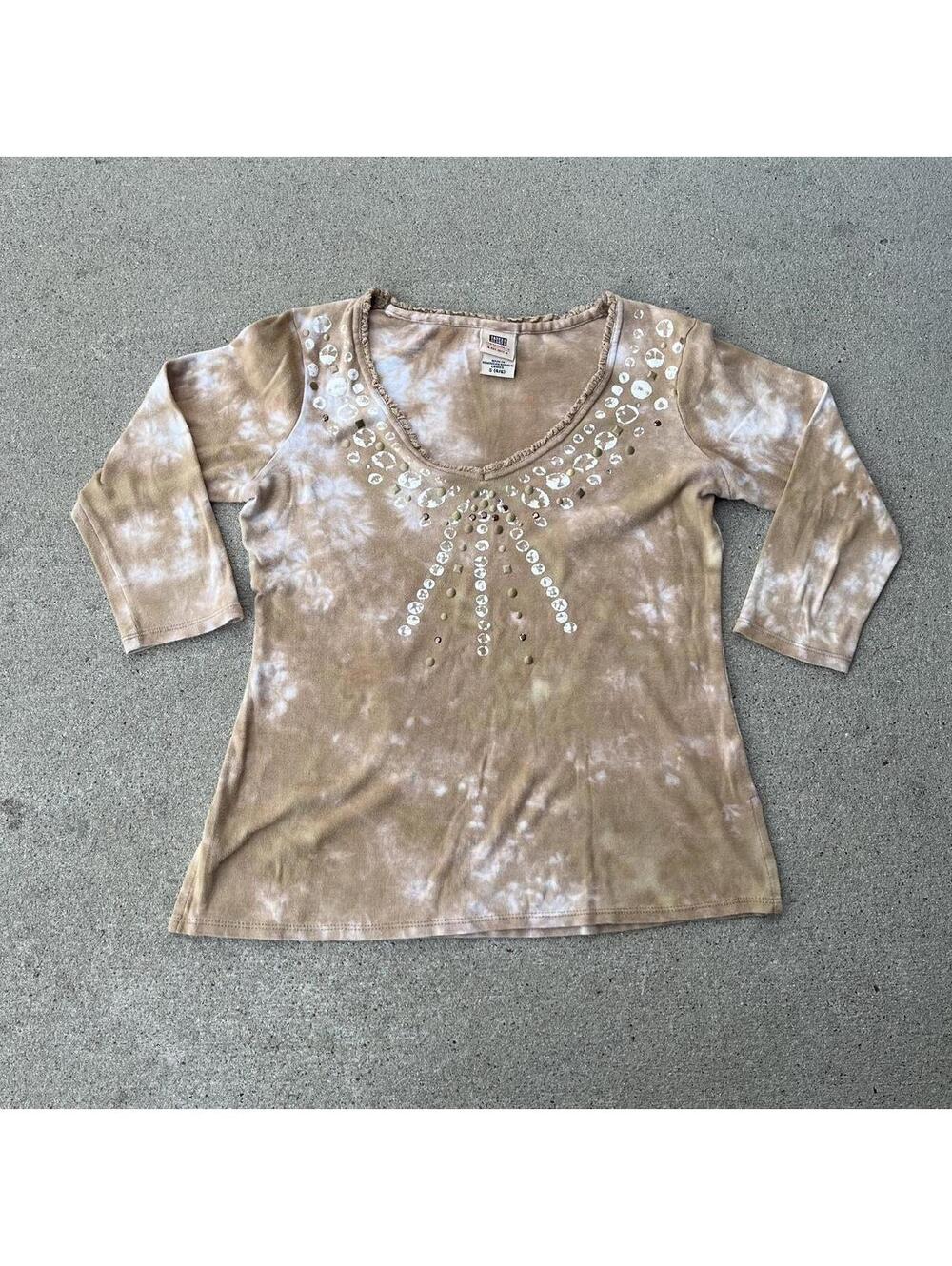 Vintage 2000s tan tie dye faded glory originals 3/4 sleeve top with bead details
